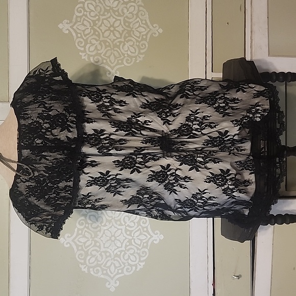 Beautiful Lane Bryant Top - Picture 2 of 5